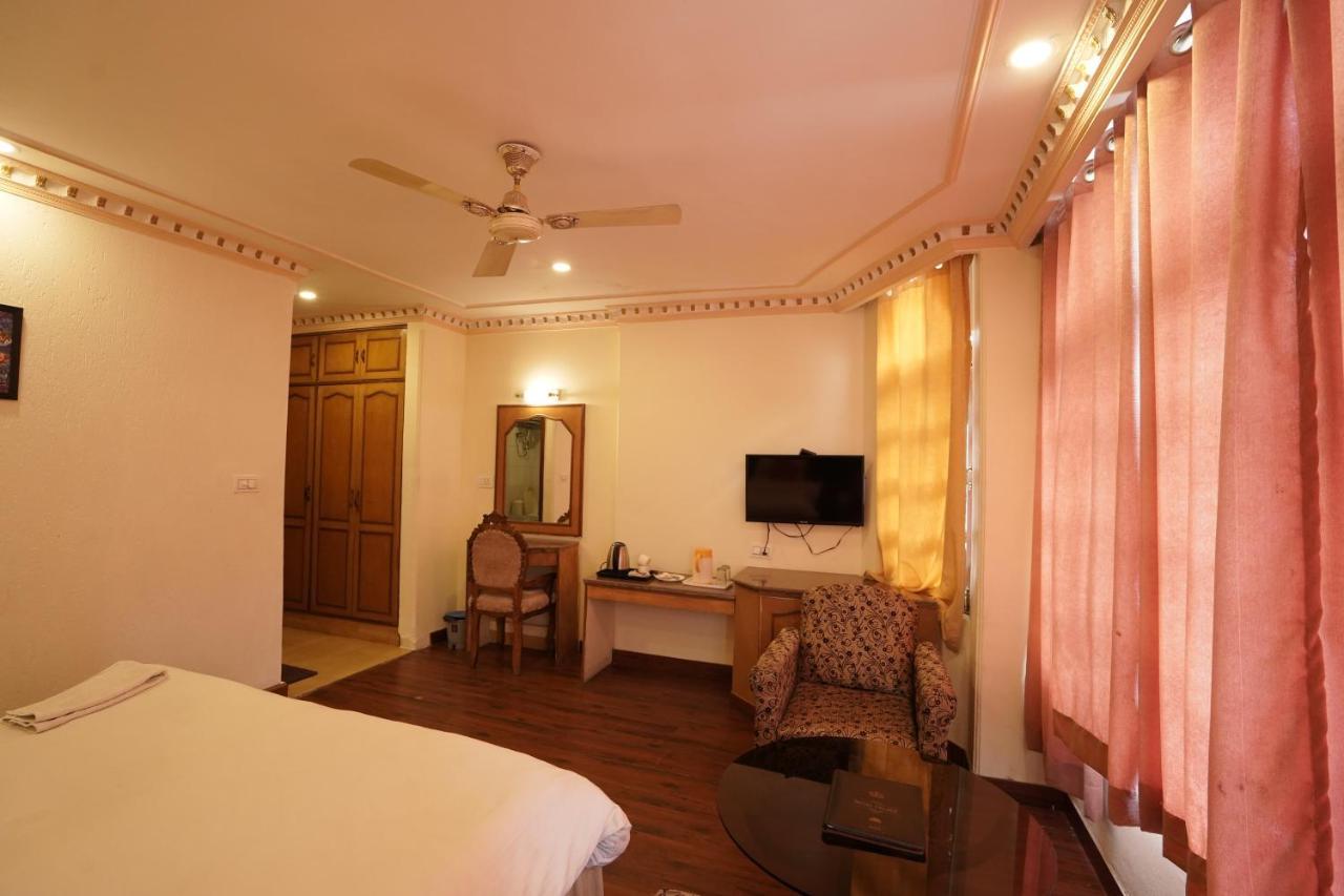Royal Palace Resort Bhagsunag Dharamshala Exterior foto