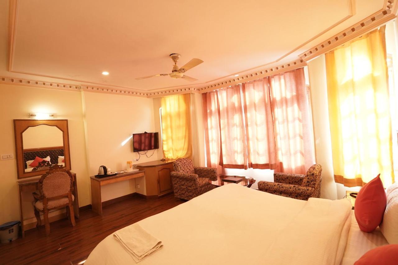 Royal Palace Resort Bhagsunag Dharamshala Exterior foto