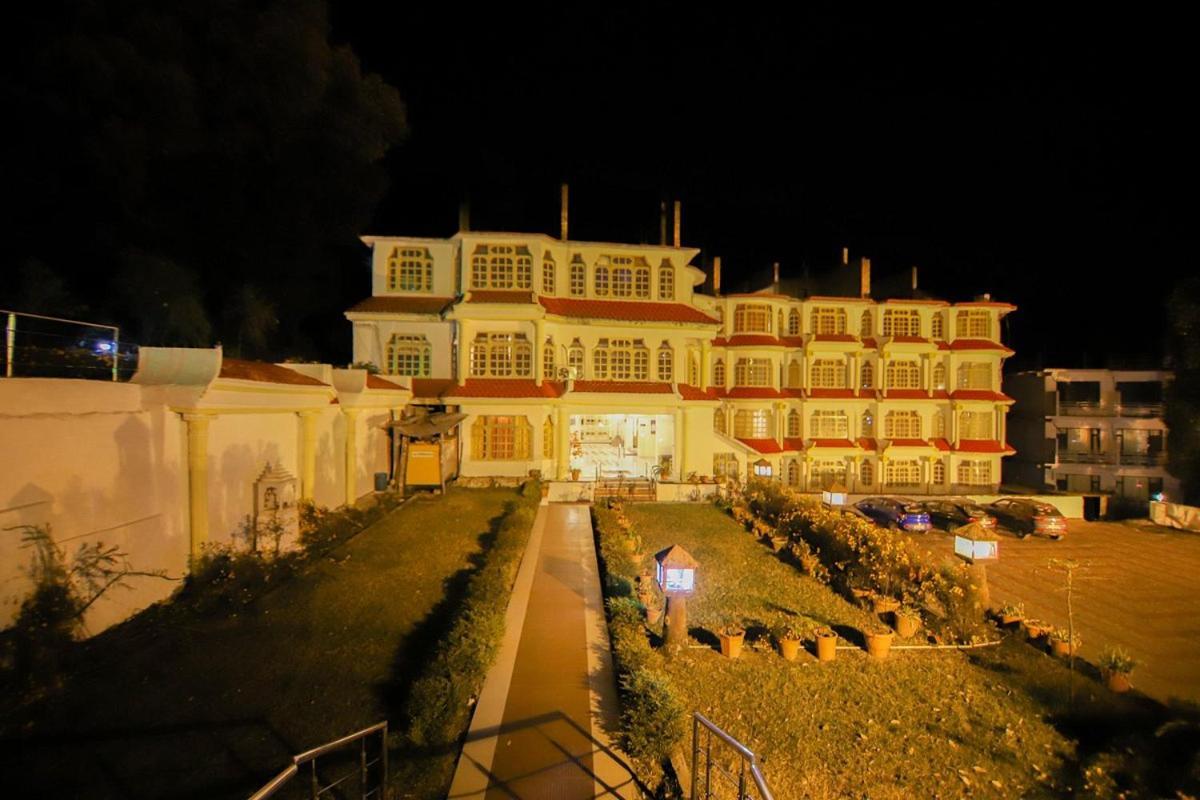 Royal Palace Resort Bhagsunag Dharamshala Exterior foto